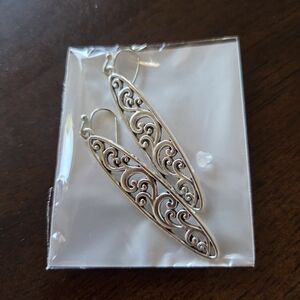 Elegant Silver Filigree Earrings